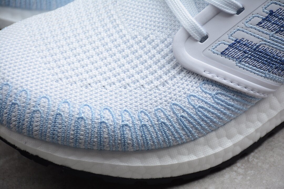 UltraBoost 21 FY3454