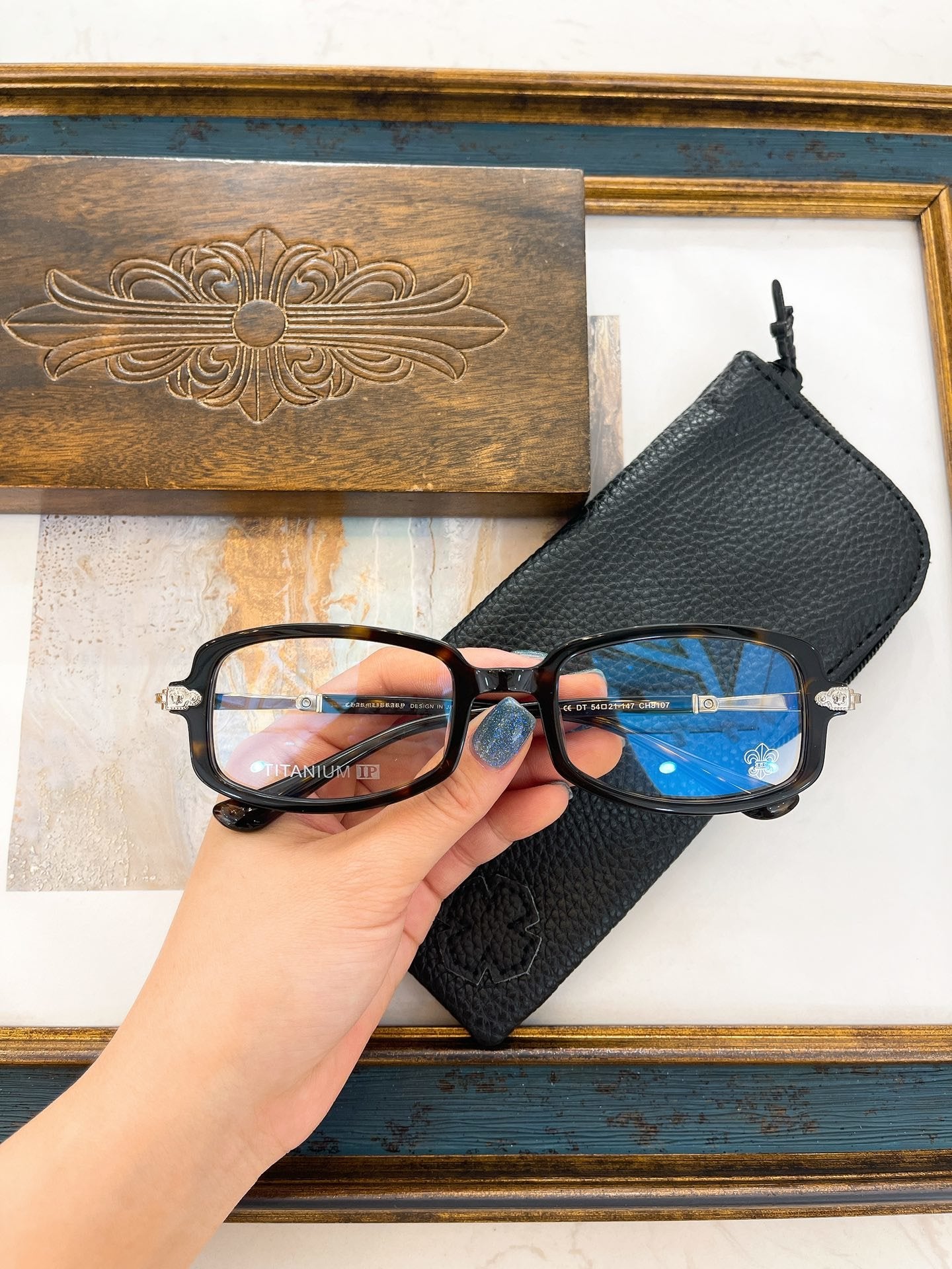 Chrome Hearts eyewear/glasses