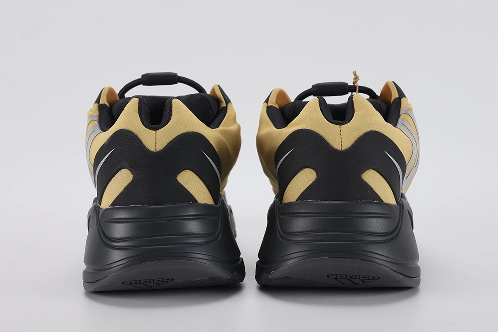 Yeezy Replica Boost 700 MNVN