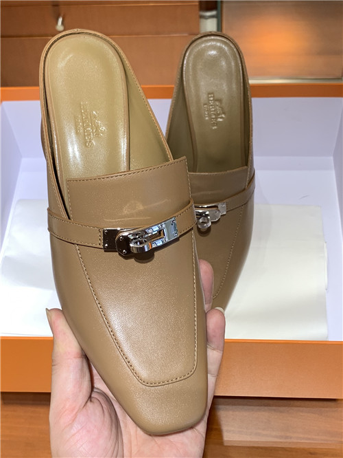 Hermes Dupes blossom mule
