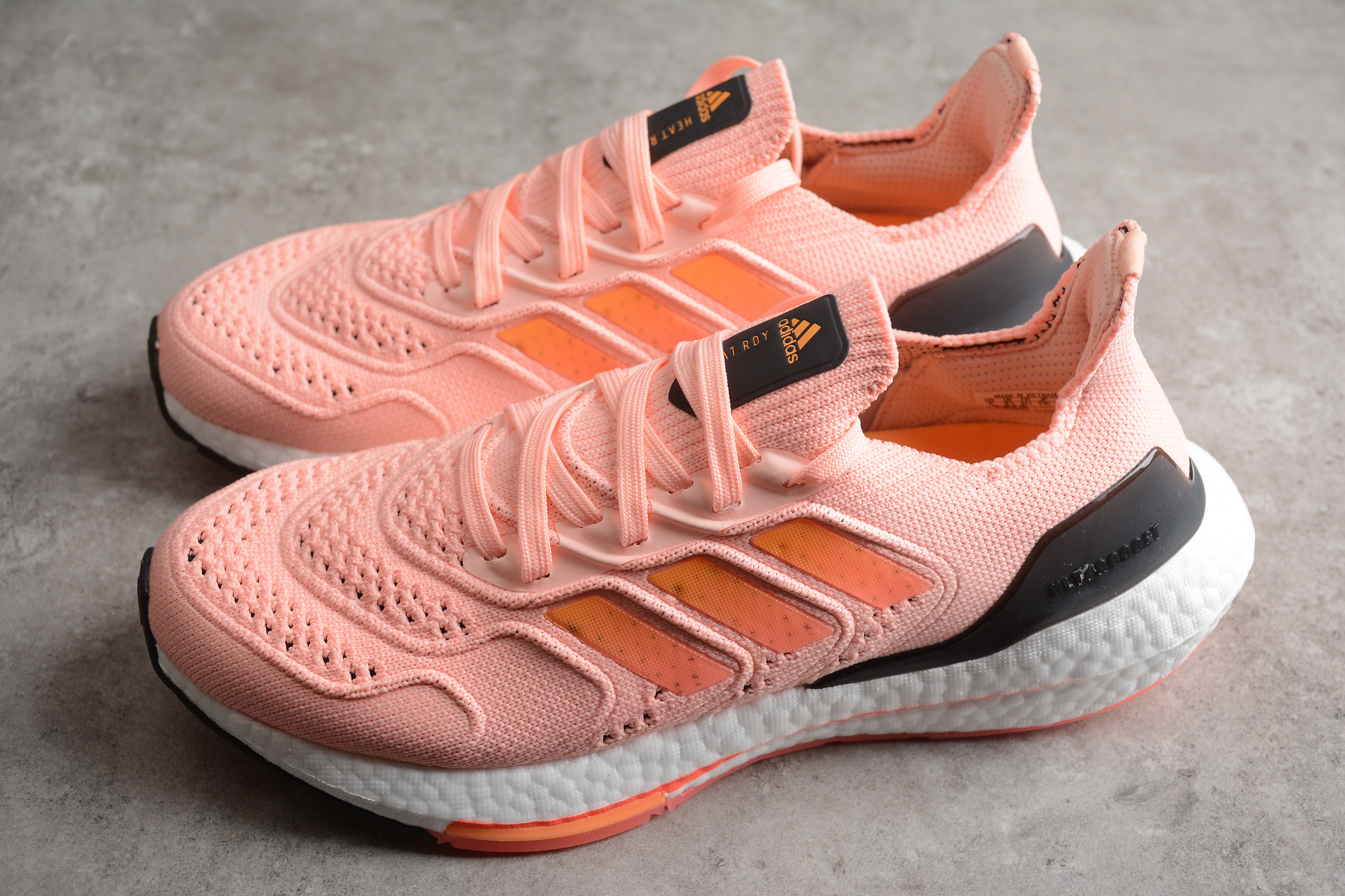 adidas Ultra Boost 22 Heat.Rdy Light Flash Orange (W) GX8037