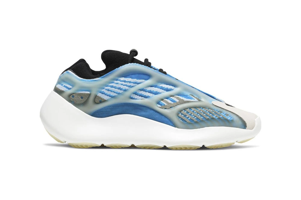 Yeezy 700 V3 Arzareth Replica
