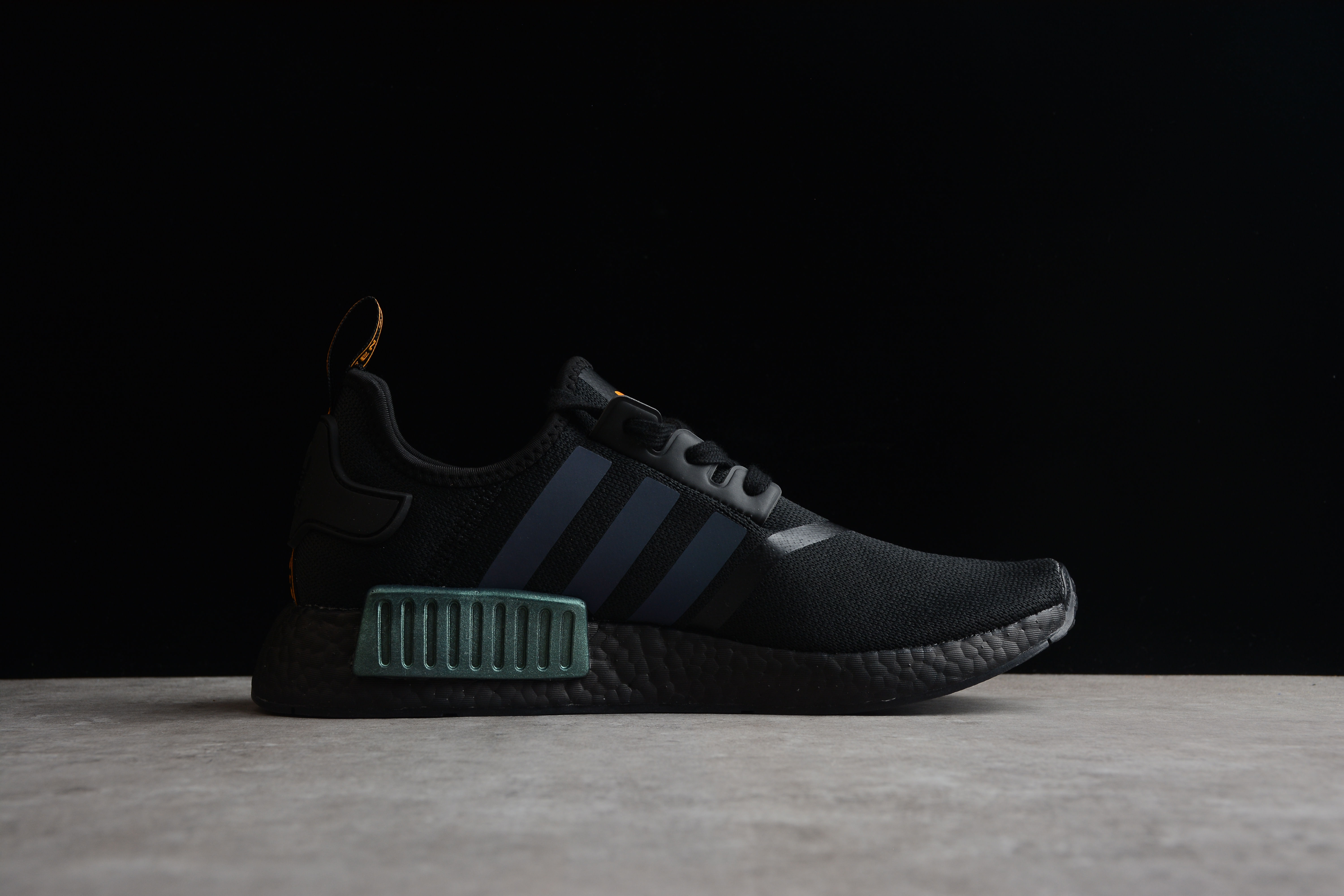 adidas NMD R1 Reflective Xeno FV8025