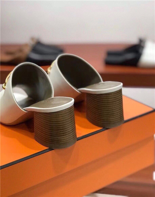 Hermes Dupes blossom mule slippers