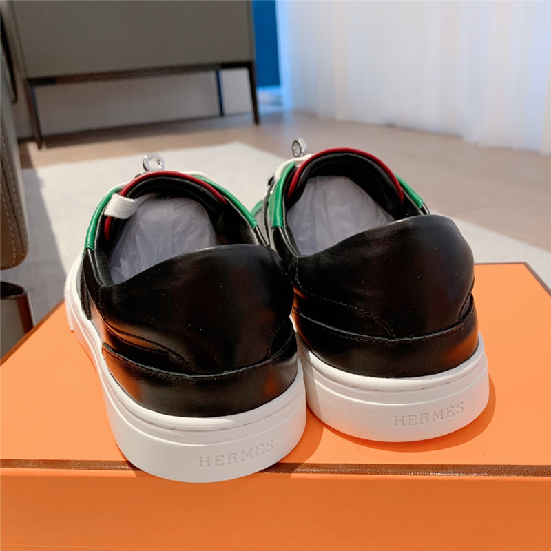 Hermès British retro design white shoes