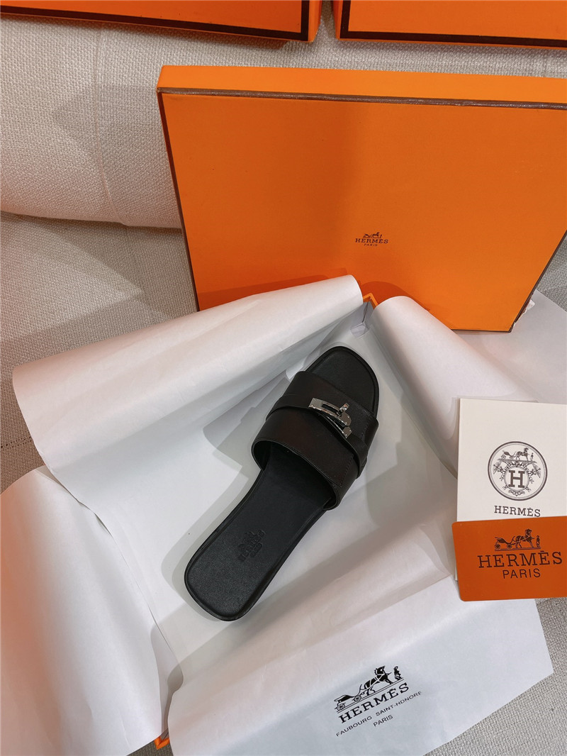 Hermès new Giulia flat kelly buckle slippers