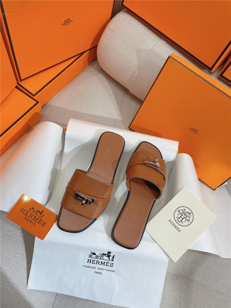 Hermès new Giulia flat kelly buckle slippers