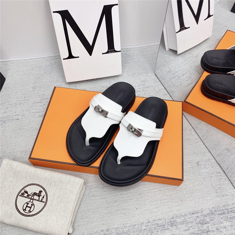 Hermès couple shoes