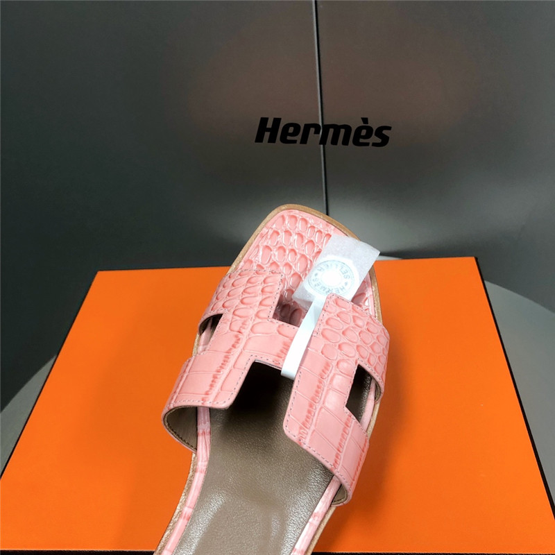 hermes oran crocodile slippers