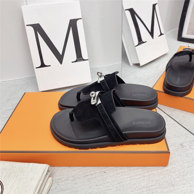 Hermès couple shoes