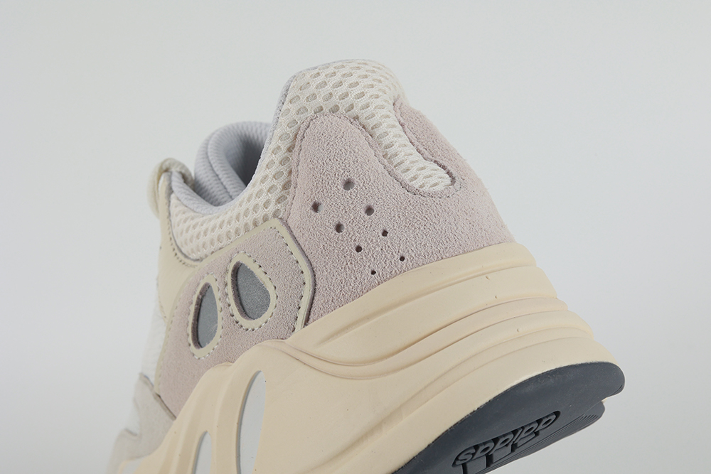 Yeezy Dupes Boost 700 Analog