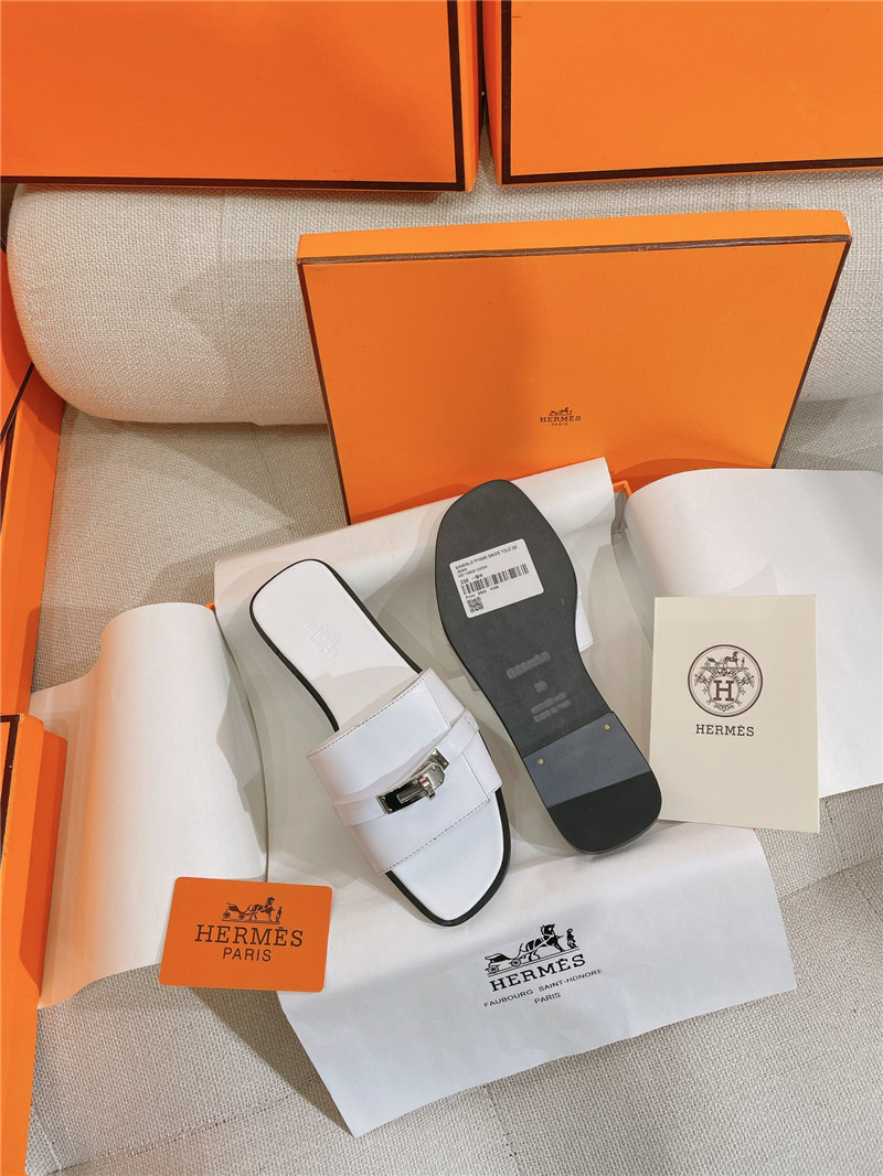 Hermès new Giulia flat kelly buckle slippers