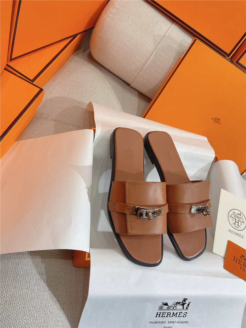 Hermès new Giulia flat kelly buckle slippers