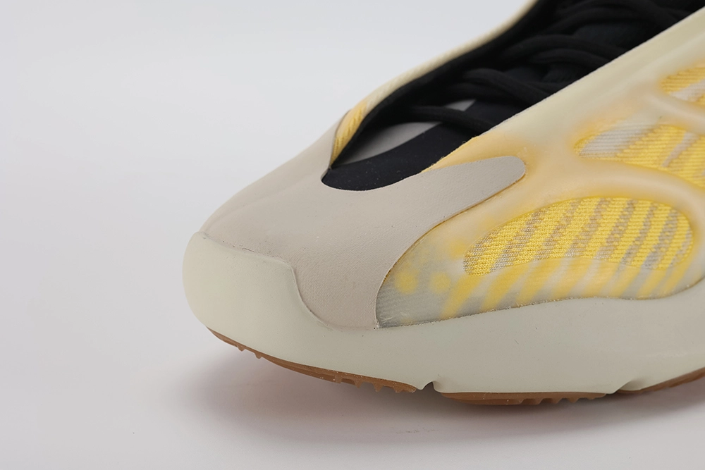 Yeezy 700 V3  Mono Safflower  Replica