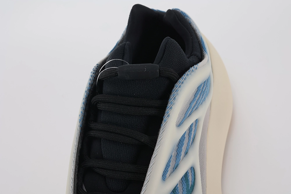 Yeezy 700 V3 Kyanite Replica