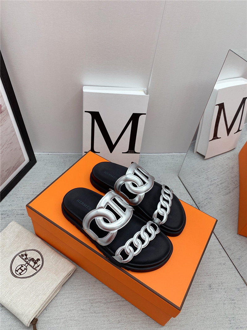 Hermès couple shoes