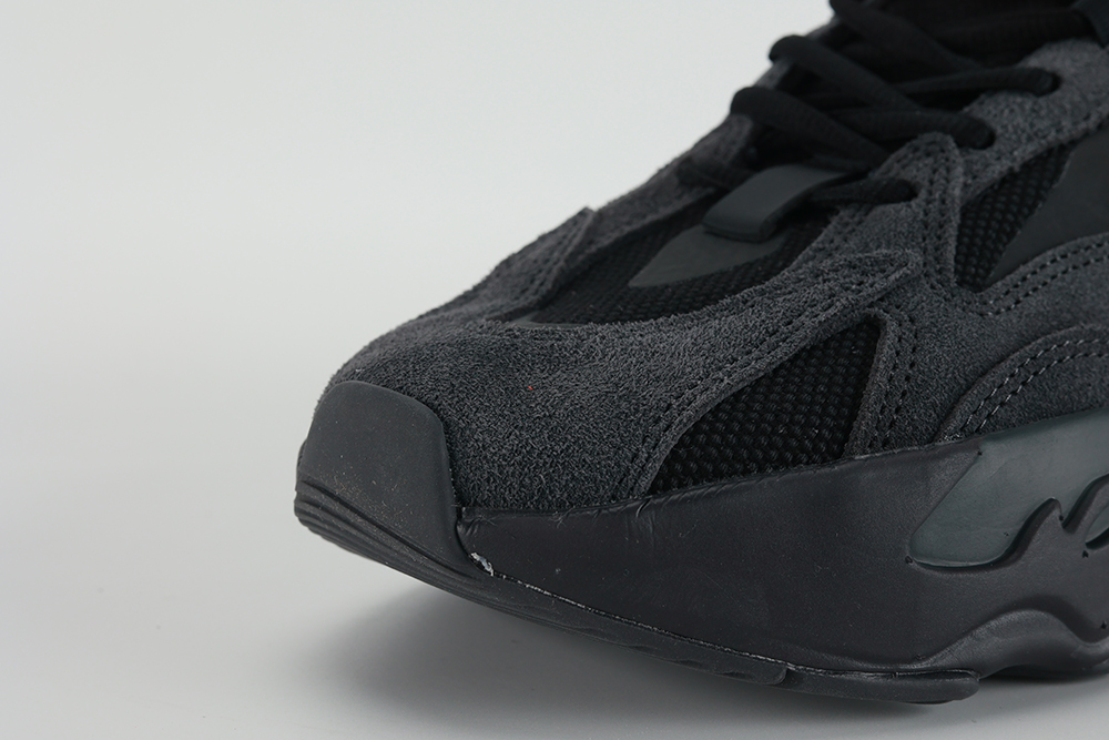 Yeezy Replica 700 V2 Vanta