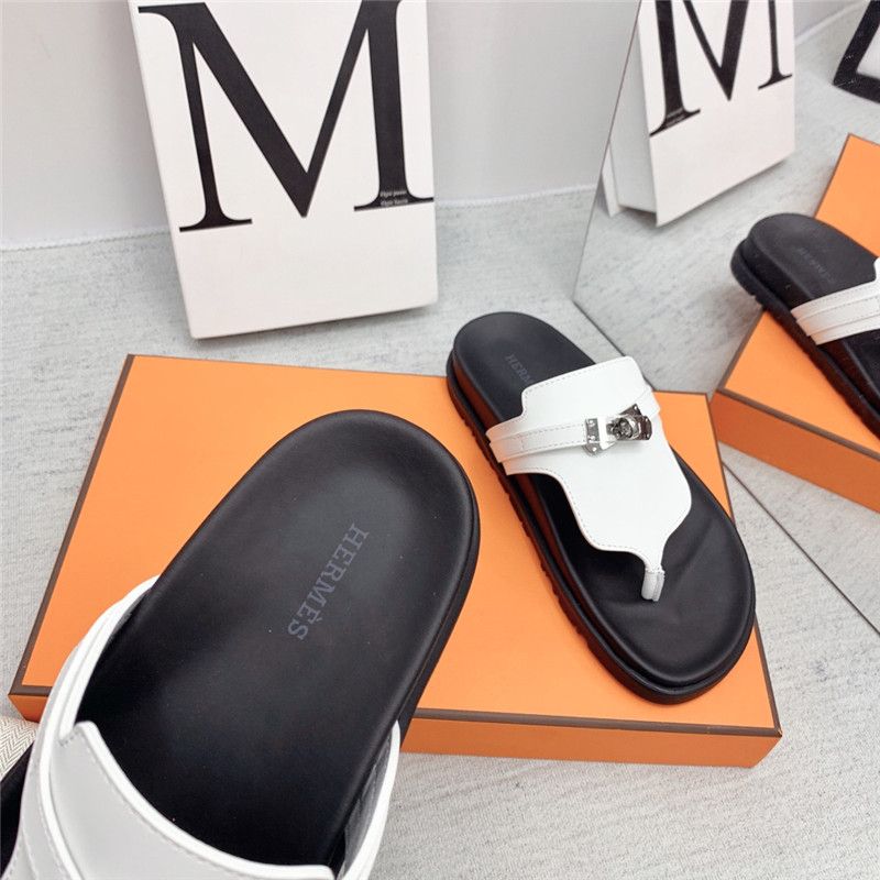 Hermès couple shoes