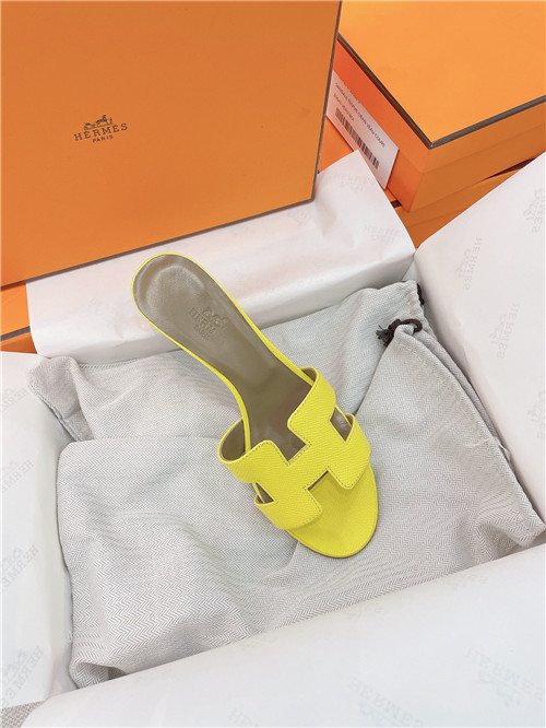 hermes oasis sandals