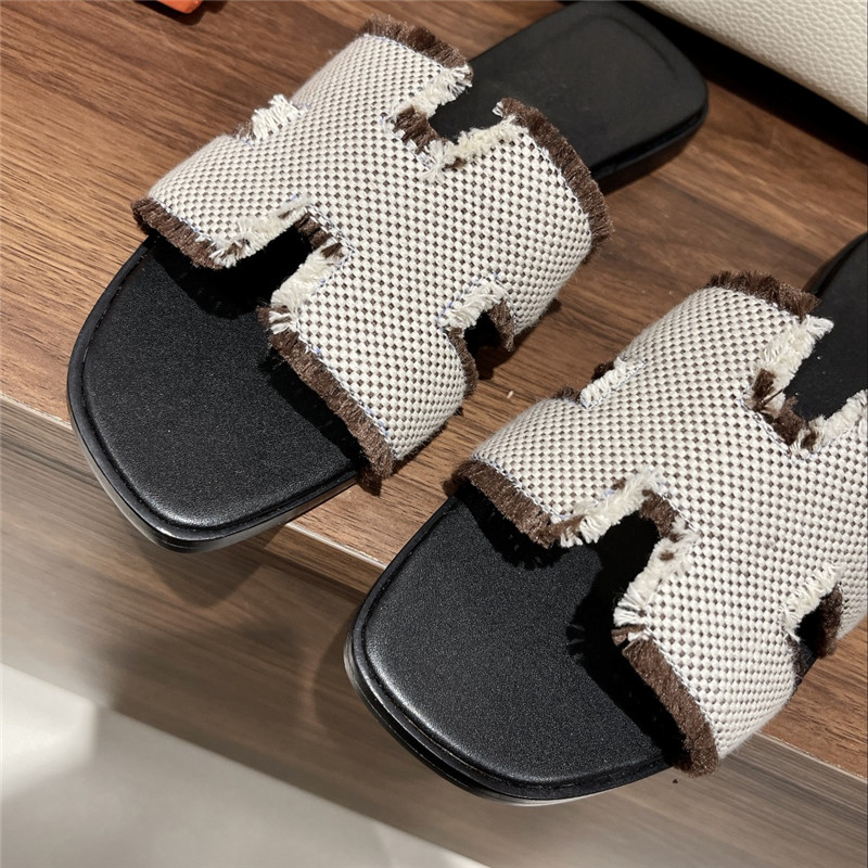 hermes H buckle slippers