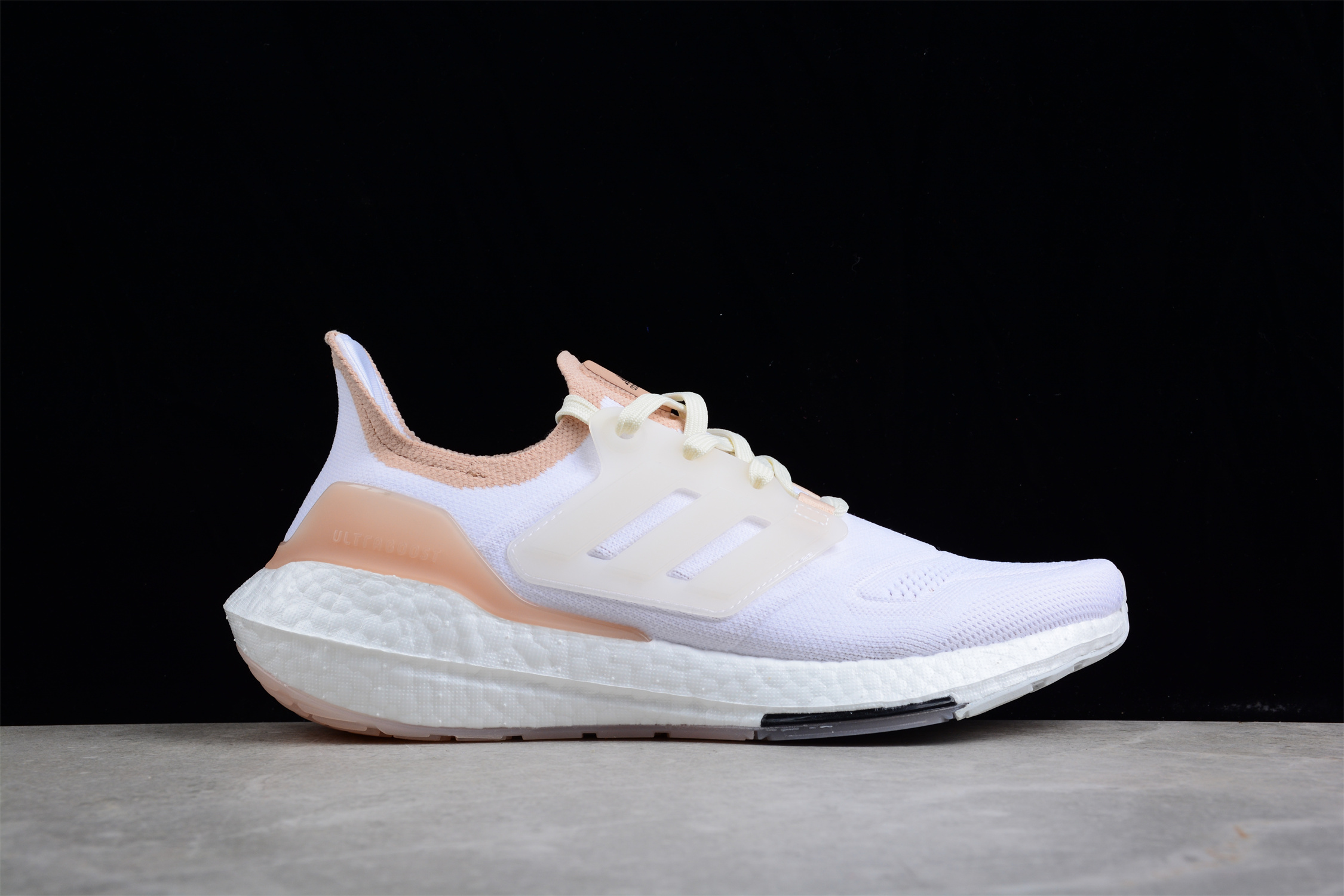adidas Ultra Boost 22 Made with Nature White Beige GX8072