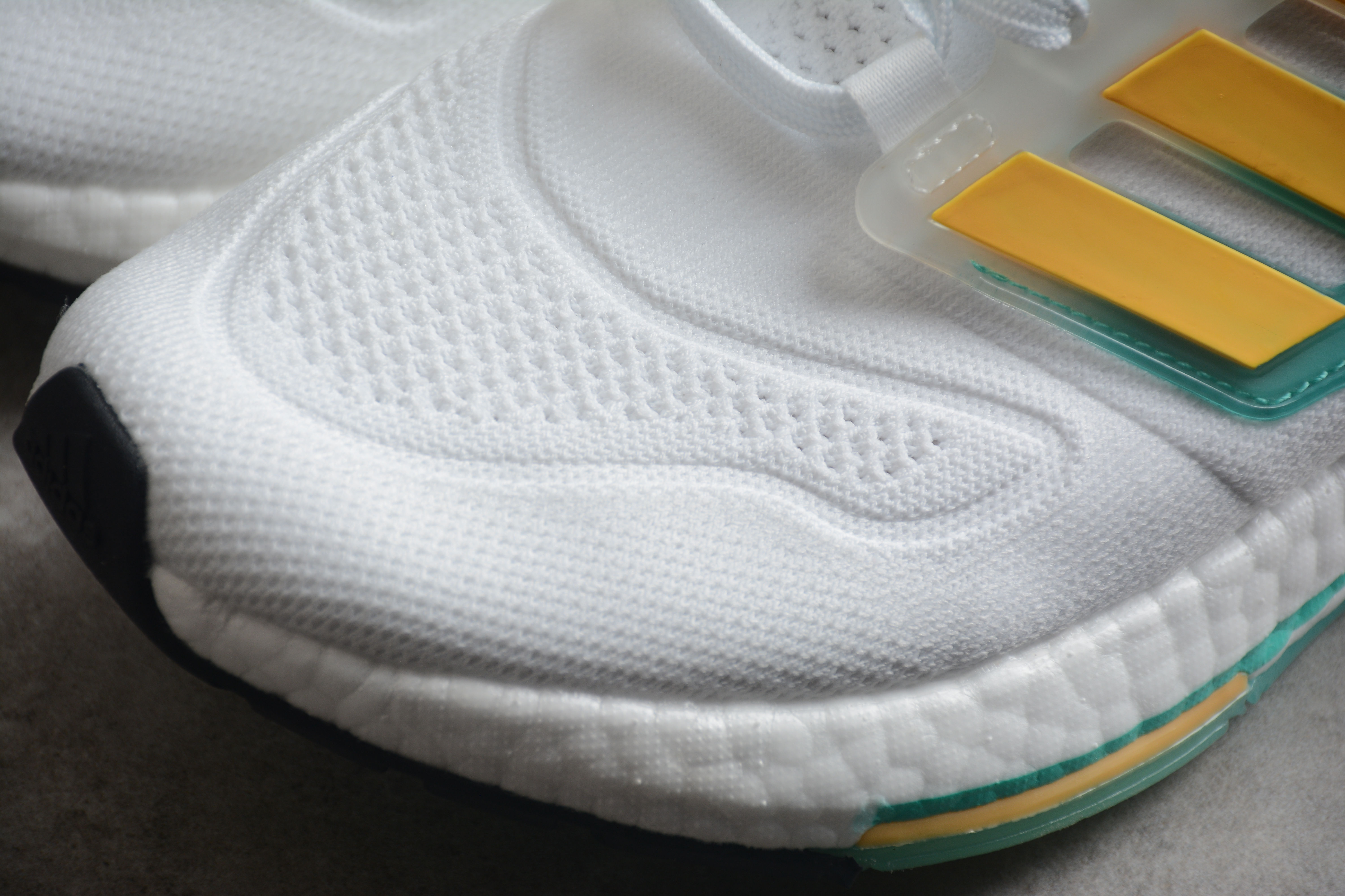 adidas Ultra Boost 22 Flash Orange Mint Rush GX5463