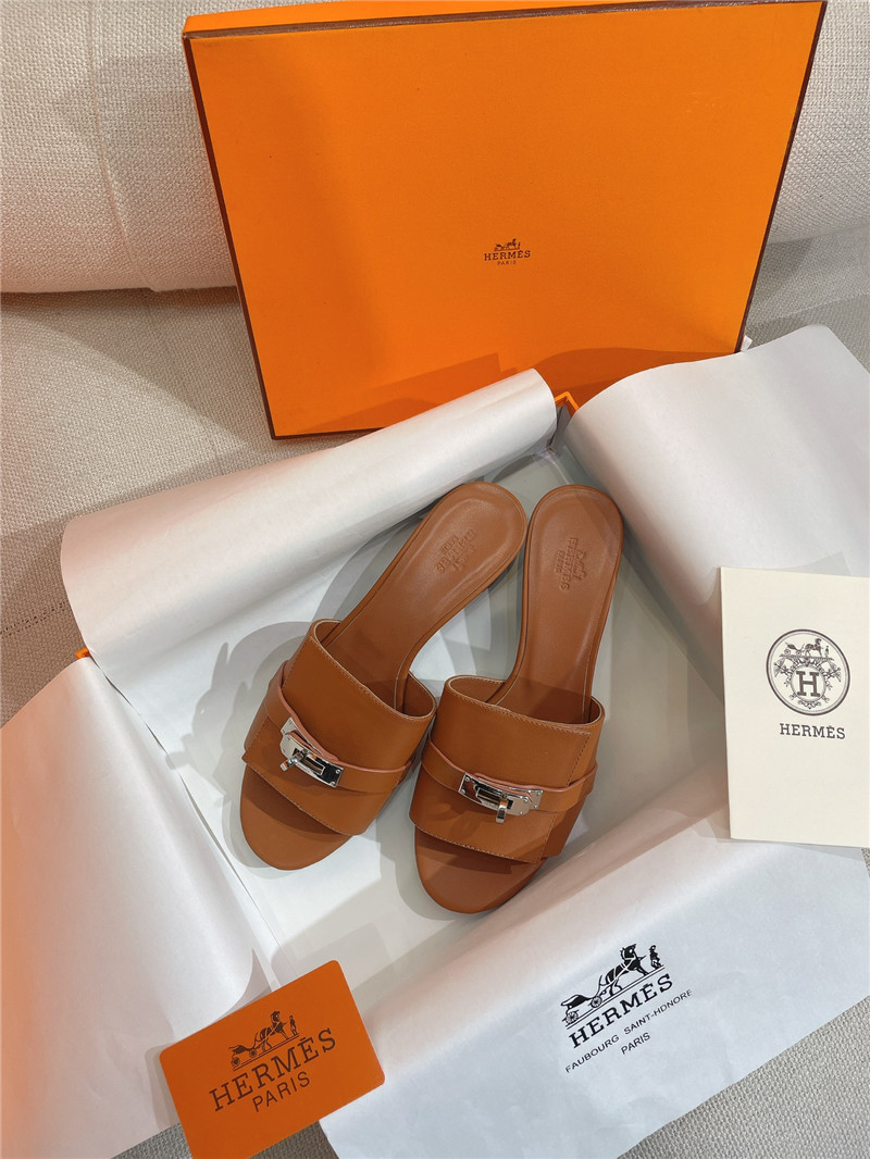 Hermès new Giulia flat kelly buckle slippers
