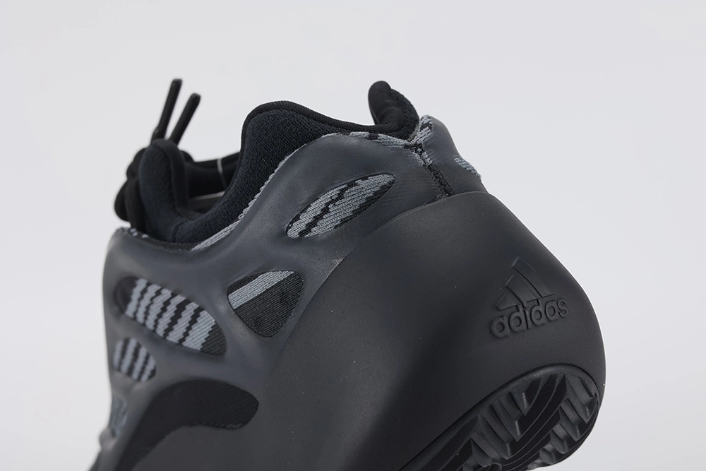 Yeezy 700 V3 Alvah Replica