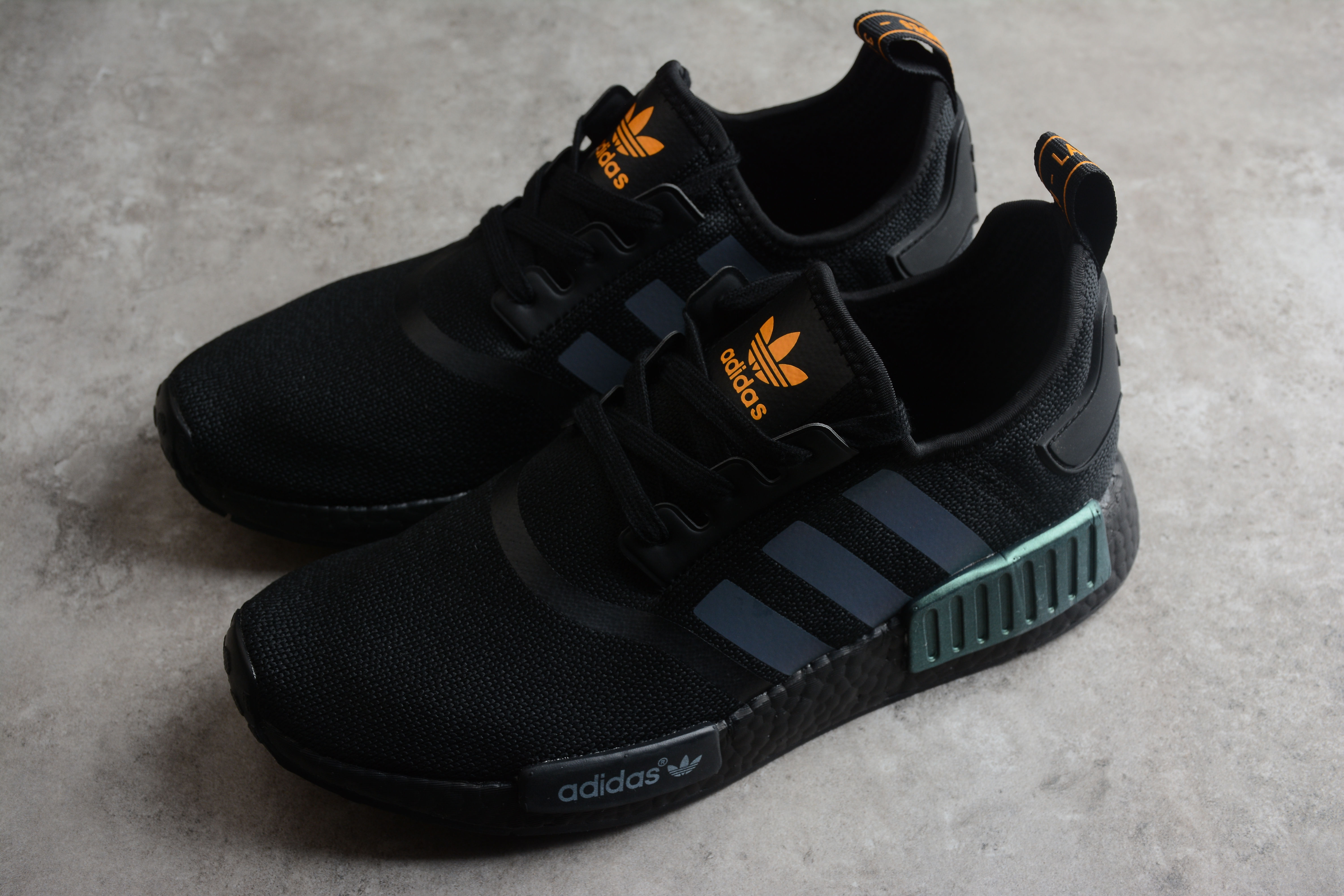 adidas NMD R1 Reflective Xeno FV8025