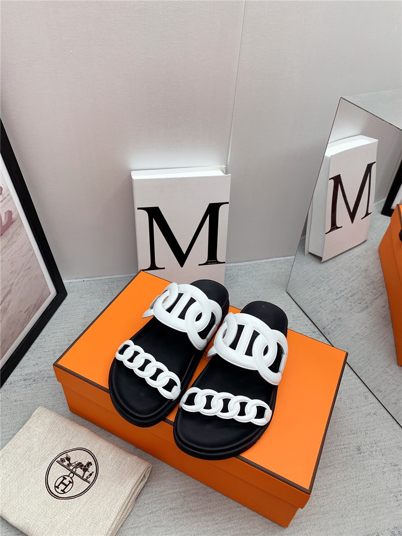 Hermès couple shoes