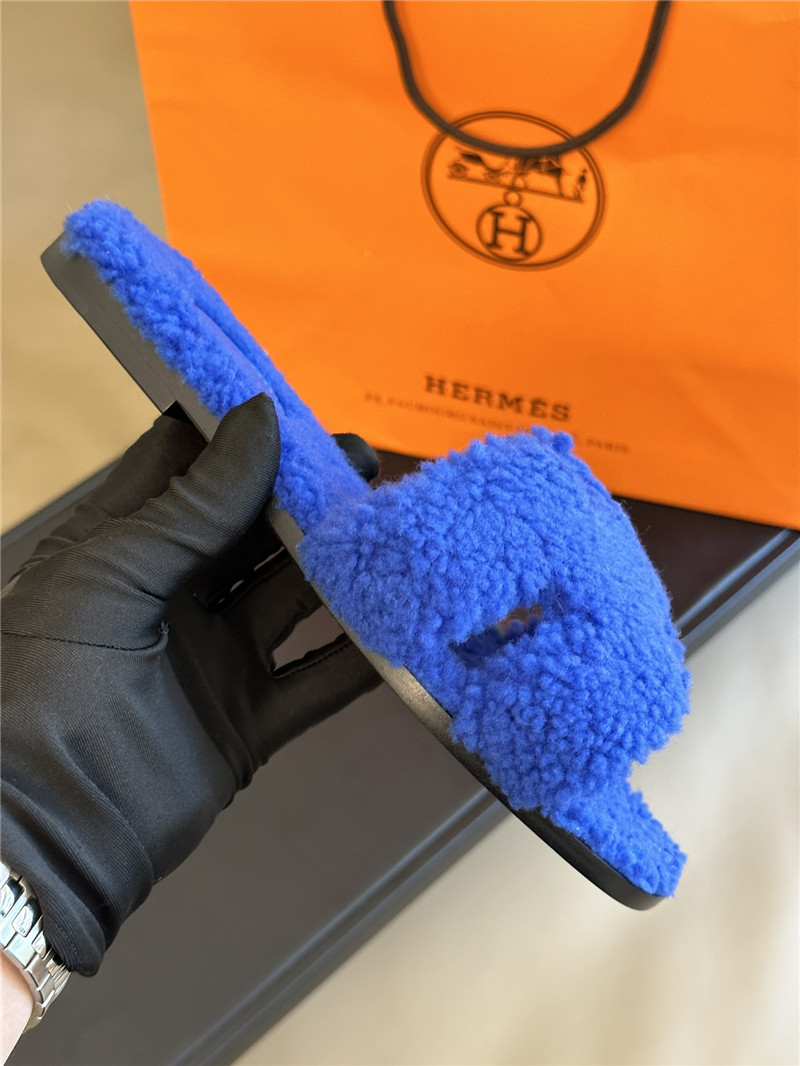 Hermès fur roll cake hair H slippers