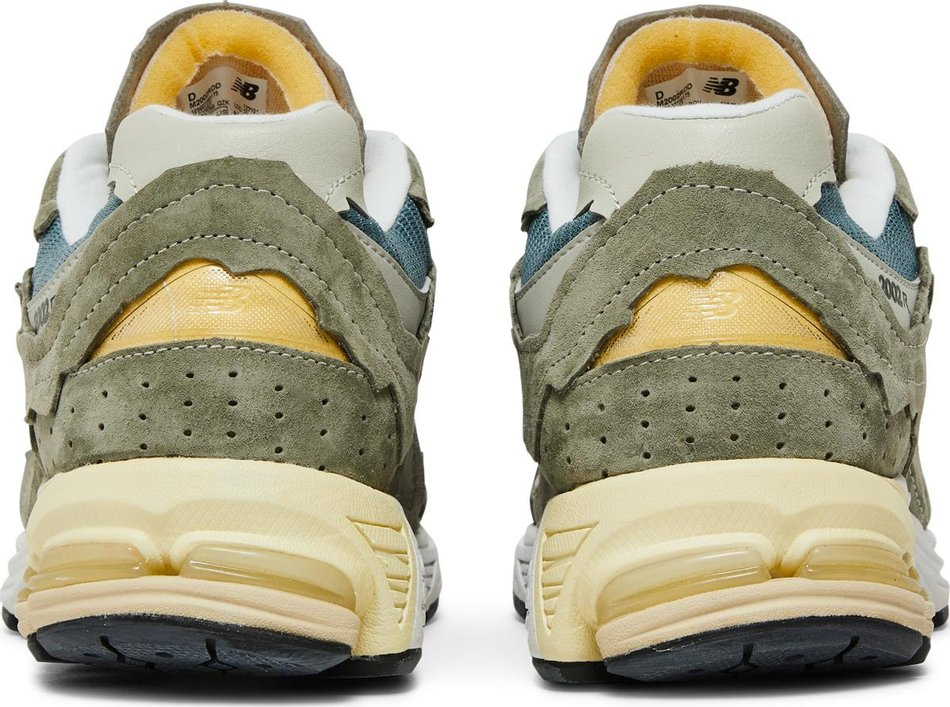 2002R  Protection Pack   Mirage Grey  M2002RDD