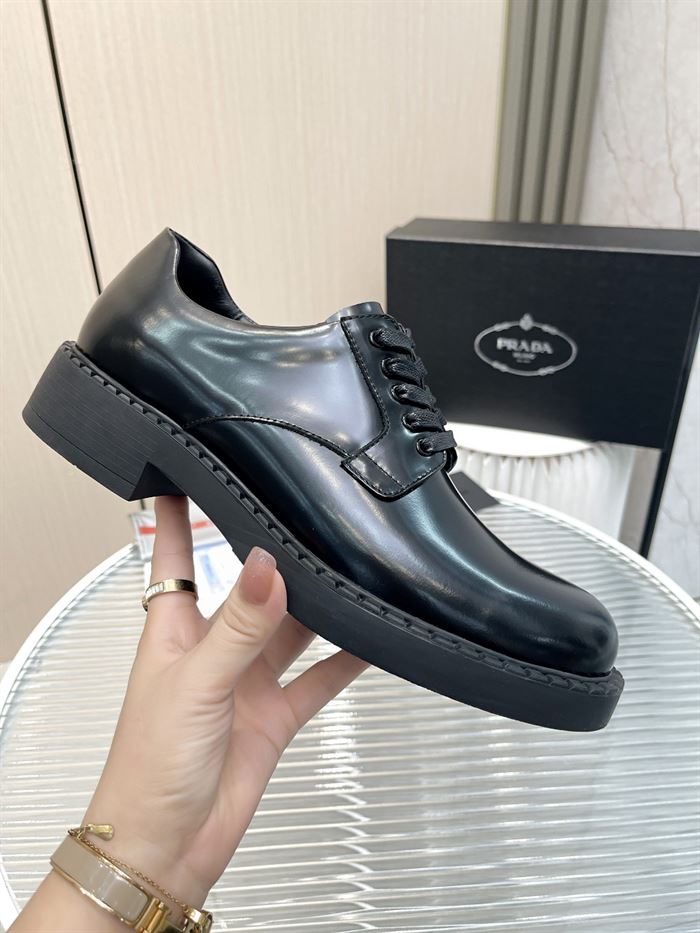 PRADA MONOLITH BRUSHED LEATHER DERBY SHOES   PRS038