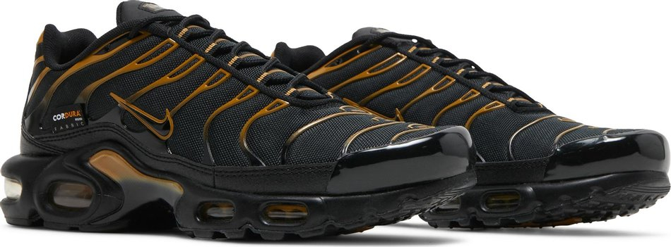 Air Max Plus  Black Wheat  DO6700-001
