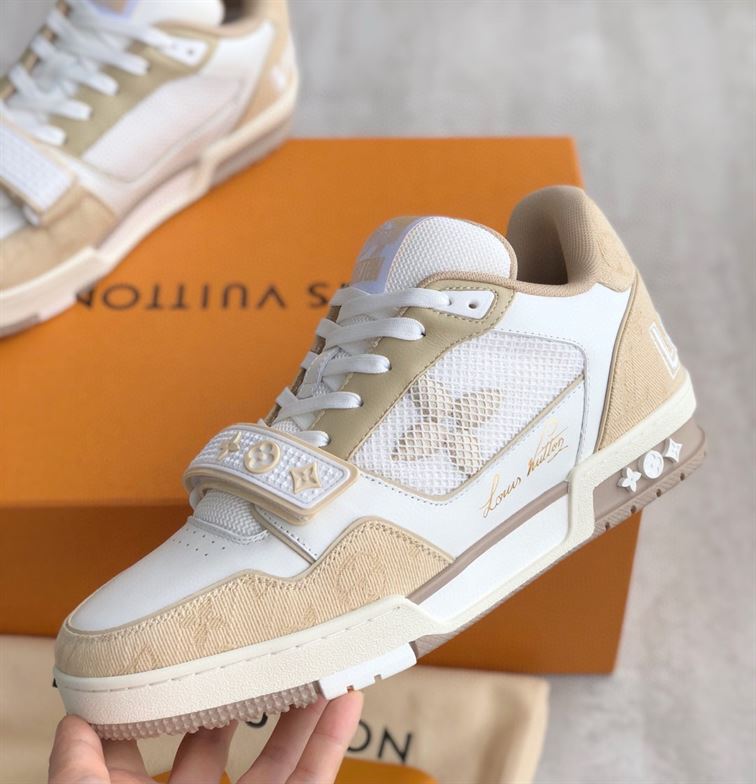 LOUIS VUITTON TRAINER BEIGE WHITE   LVS014
