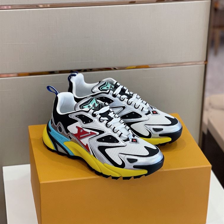 LOUIS VUITTON Dupe RUNNER TATIC SNEAKER   LVS025