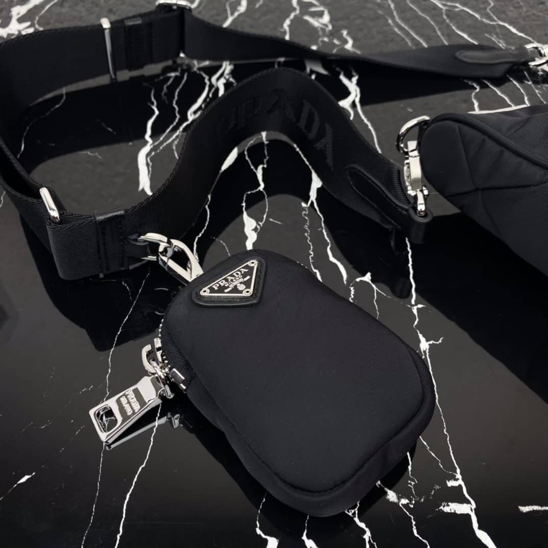 Prada Re-Edition 2005 Replica Hobo Bag