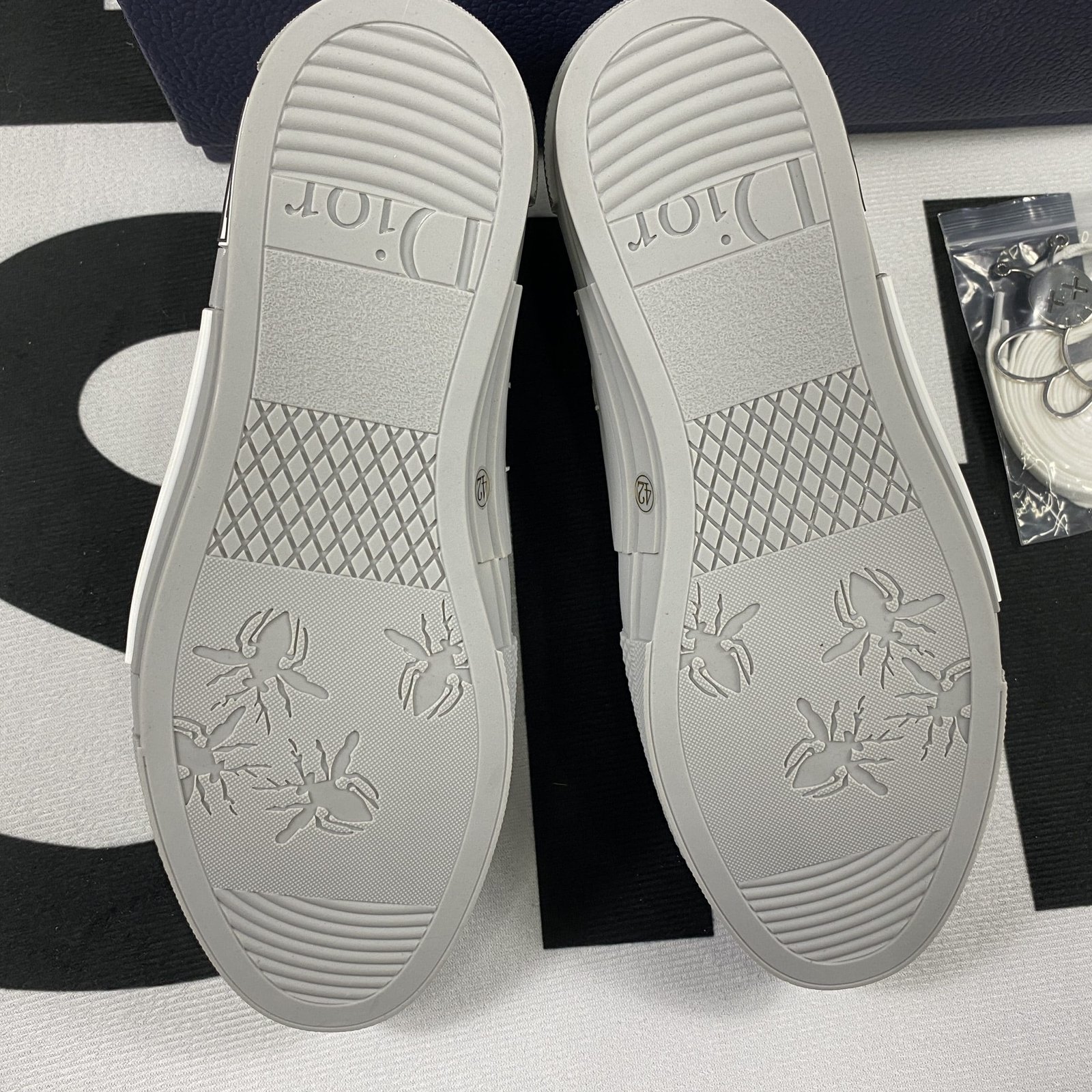 Dior B23 High Top Sneaker 4