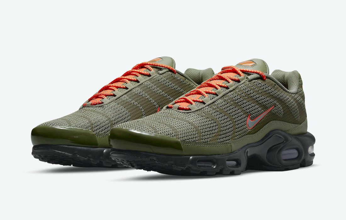 Air Max Plus “Olive Reflective” DN7997-200