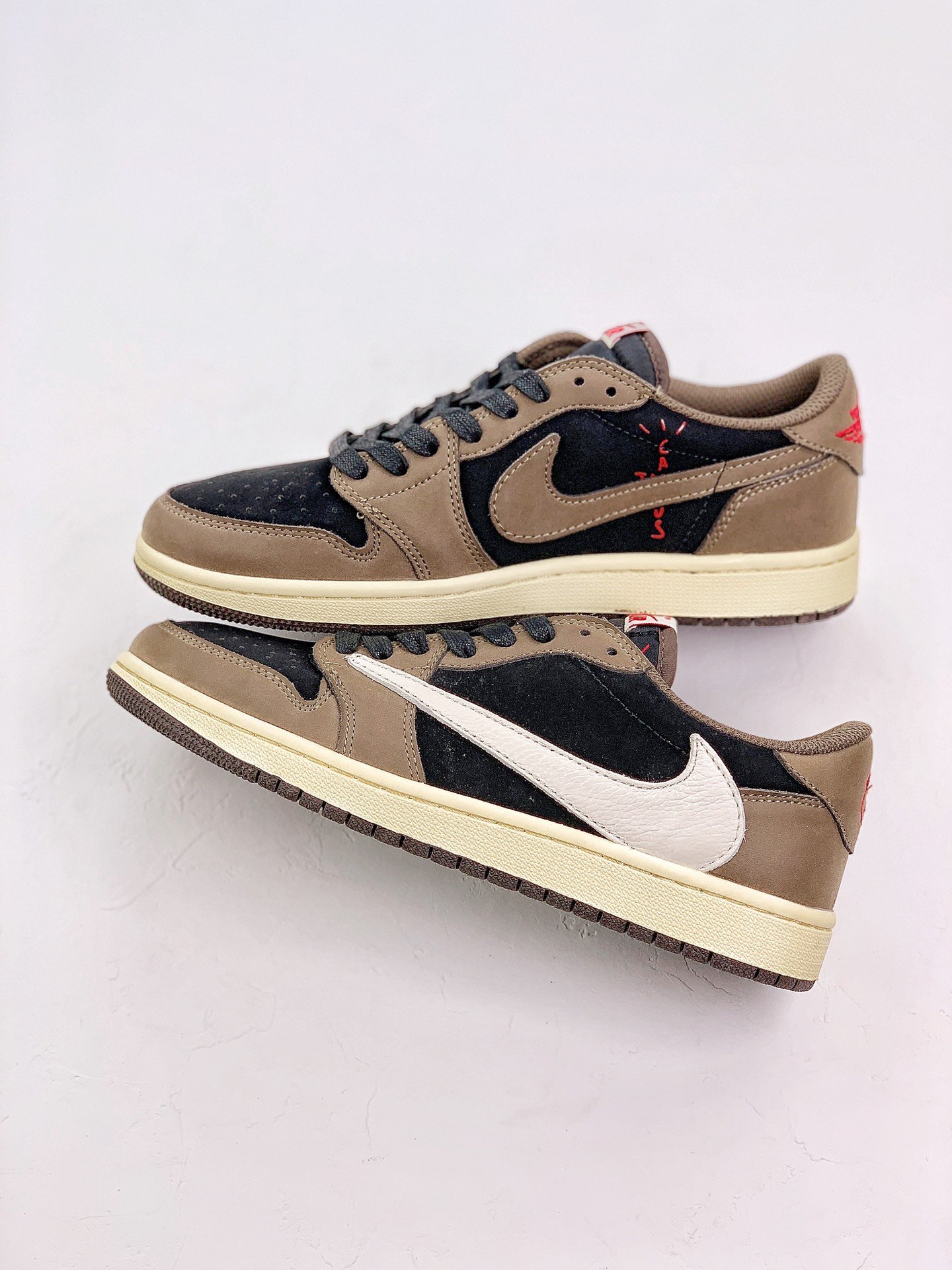 Travis Scott X Air Jordan 1 Low Mocha Extended Size