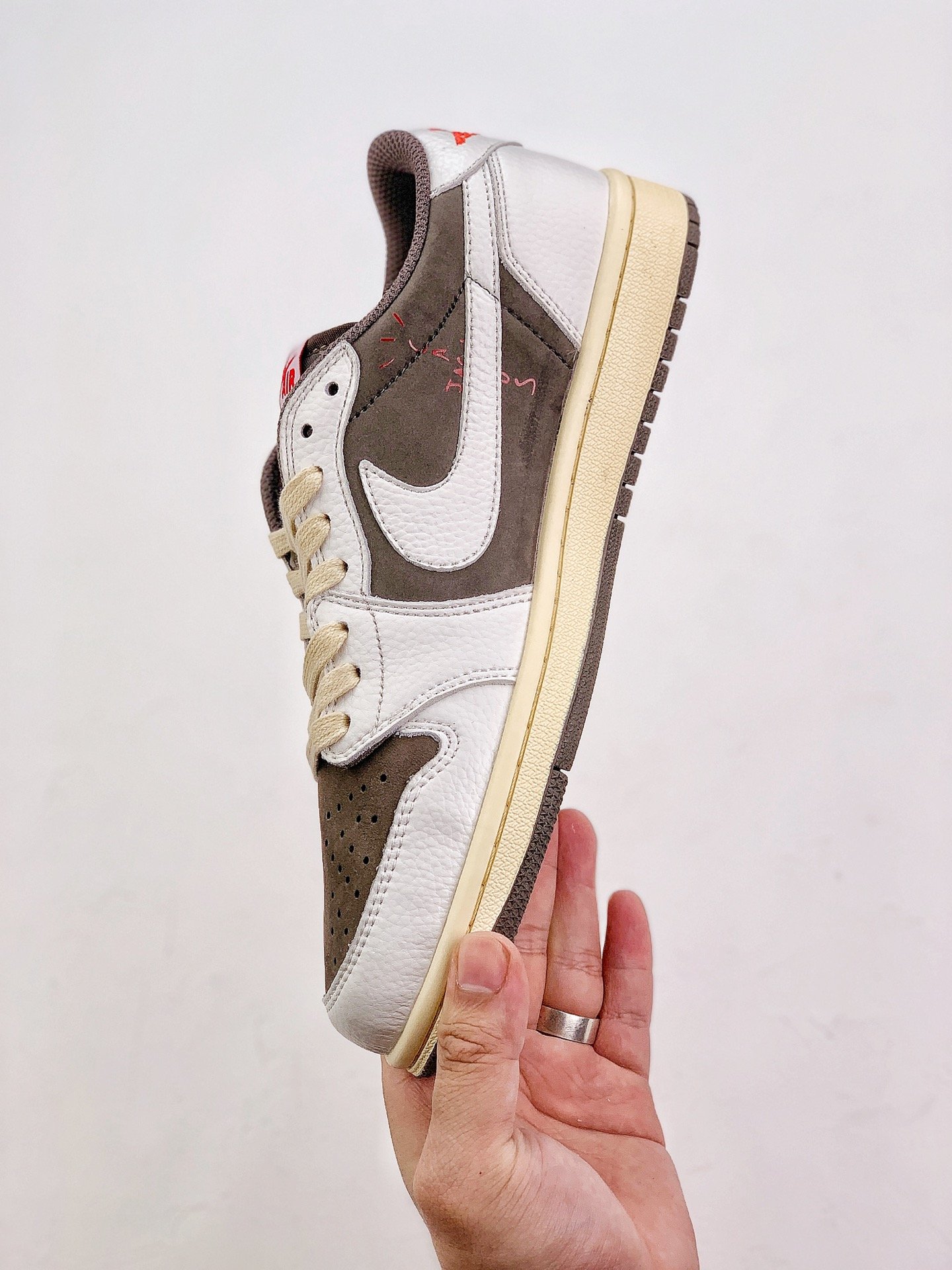 Travis Scott Reverse Mocha AJ1 Low Extended size