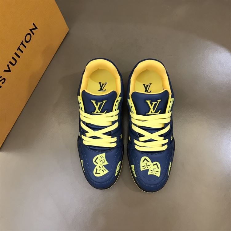 LOUIS VUITTON TRAINER SNEAKER   LVS075