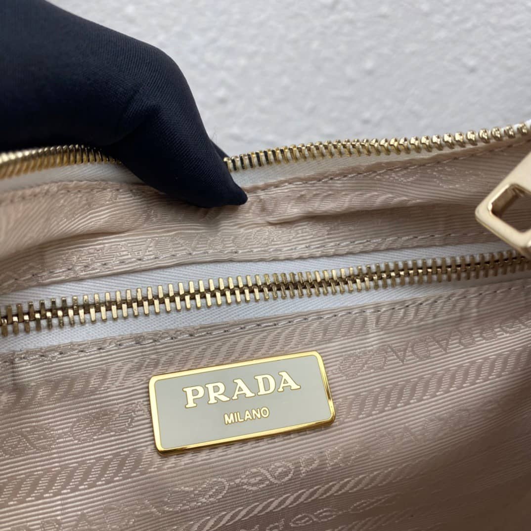 Prada Re-Edition 2005 Replica Hobo Bag