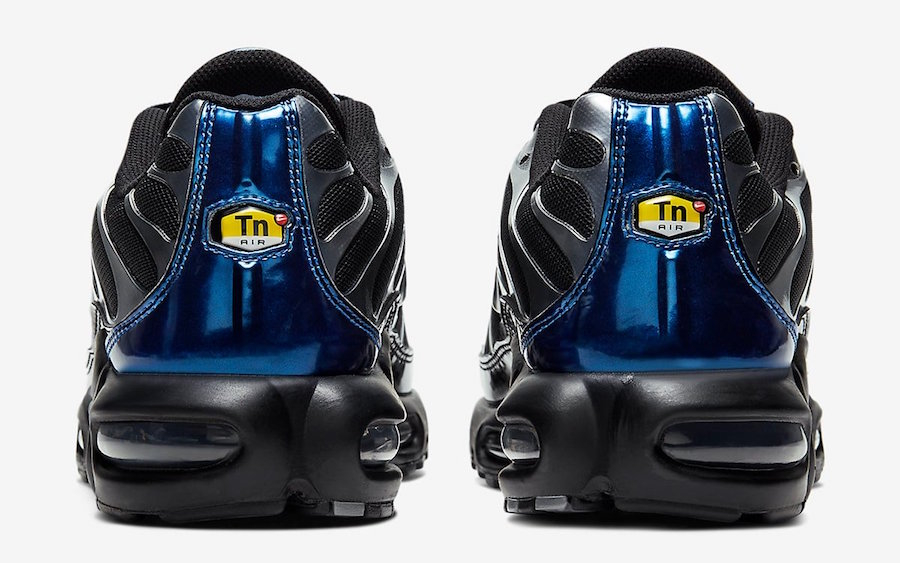 Air Max Plus  Black Metallic  CW2646-001