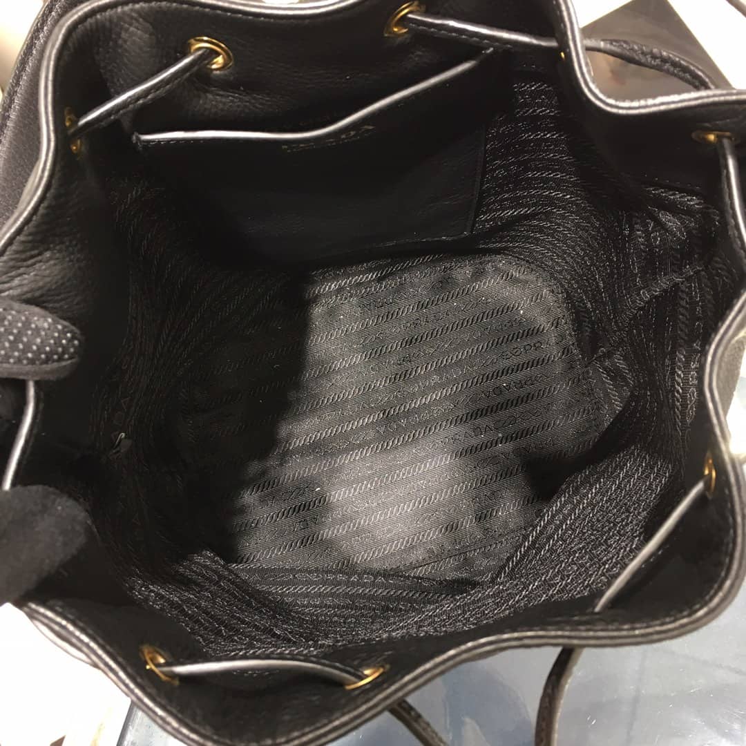 Best Replica Prada Leather Replica Bucket Bag(ColaReps)