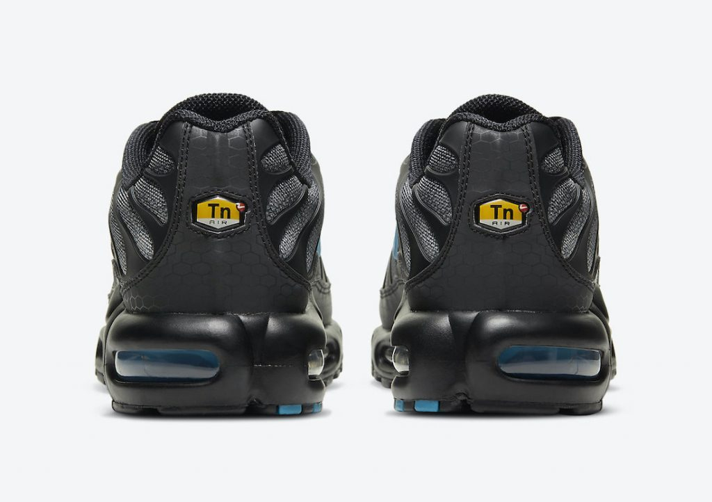Air Max Plus  Black Hex  DC1935-001