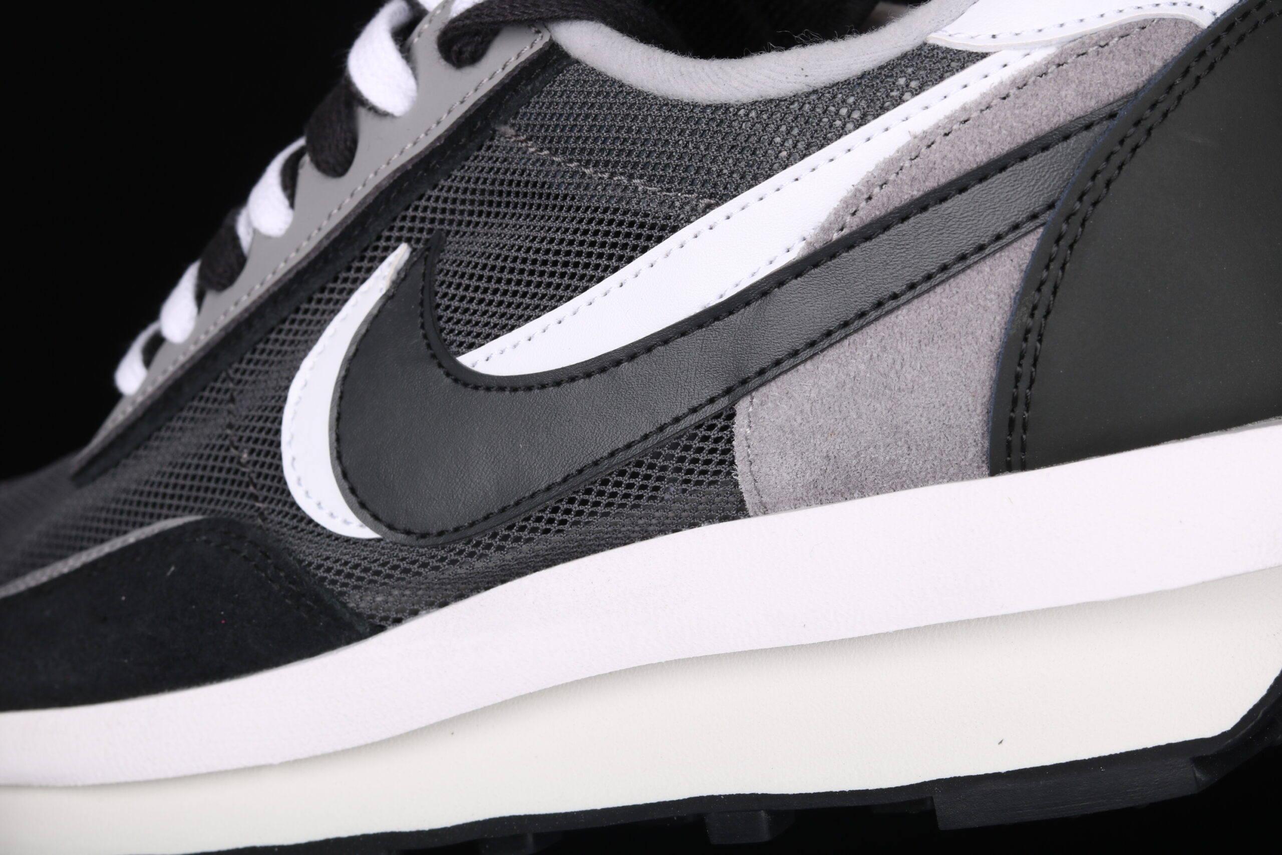 Sacai x Nike LD Waffle Black