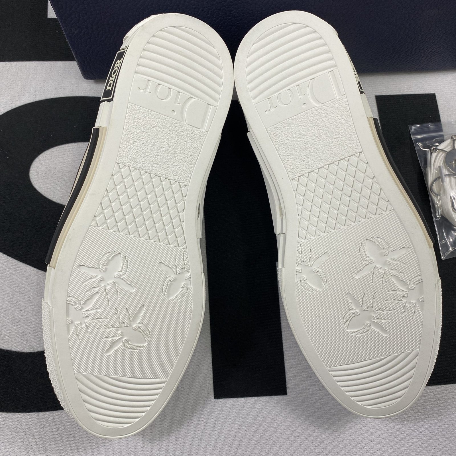 Dior B23 High Top Sneaker 6