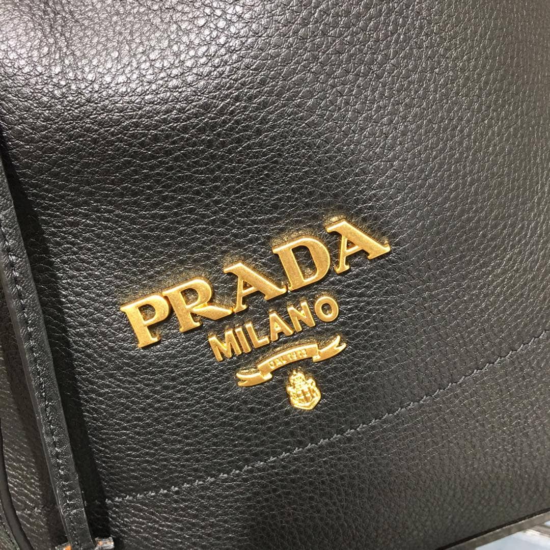 Best Replica Prada Leather Replica Bucket Bag(ColaReps)