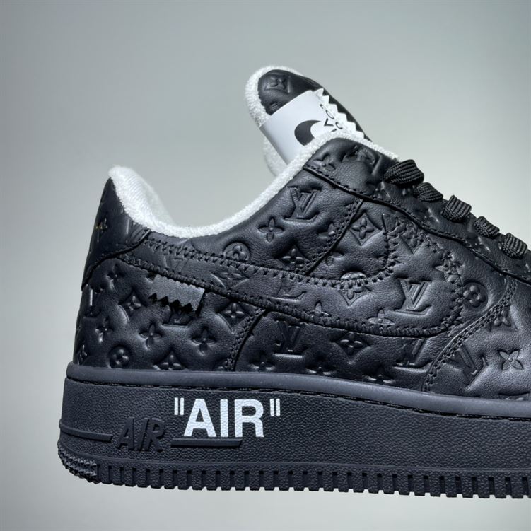 LOUIS VUITTON X NIKE AIR FORCE 1 LOW-TOP SNEAKERS   LVS135
